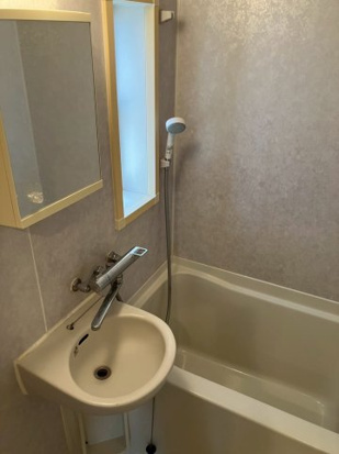 リーベ日吉の浴室