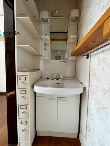 狭山市北入曽　中古戸建　３LDK＋カースペースの独立洗面台