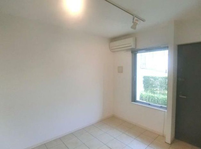 【寝室】 | リーフコート