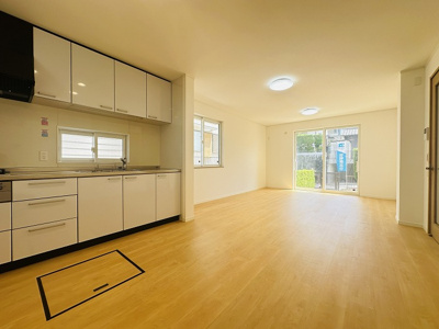 【居間・リビング】 | 岡崎市滝町字丸根戸建