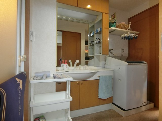 グランドール旗ヶ崎の独立洗面台