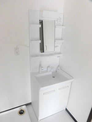 【独立洗面台】 | エバーグリーン大輪