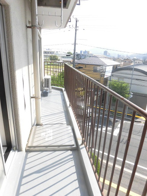 【バルコニー】 | エバーグリーン大輪