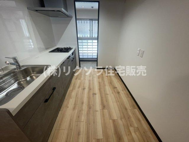 大和田ハイムB棟のキッチン|LDK14.5帖
■物件内覧・資金計画相談・住宅ローン相談、リフォーム相談、お問合せ受付中■
※当日・翌日のご内覧、ご相談はお電話でのお問合せがスムーズです！