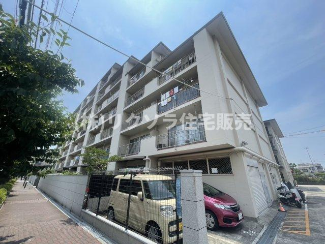 大和田ハイムB棟の外観|新しい生活にいかがでしょうか？外観はお住まいの顔になります。こだわりたいポイントですね。水回りリフォームやリノベーションも承ってます。
■現地見学・資金計画相談・住宅ローン相談もお問合せ受付中■