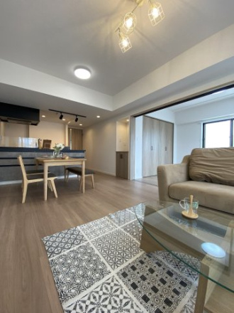 エトワール高崎常盤町の居間・リビング|13.4帖のゆったりとしたリビング