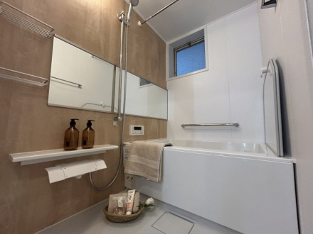 妙蓮寺コーポラスの浴室|落ち着いた空間のお風呂です