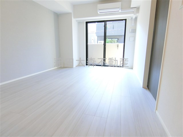 RJRプレシア大森北の居間・リビング|リビング12.8帖