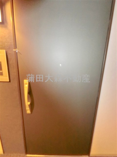 RJRプレシア大森北の玄関