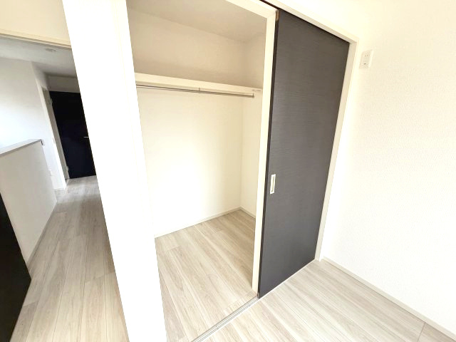アーバンスタイル前橋市箱田町1期　１号棟の収納|２階洋室1収納です。ウォークインクローゼットです！