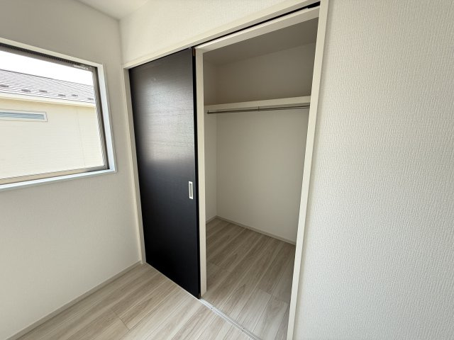 アーバンスタイル前橋市箱田町1期　１号棟の収納|２階洋室３収納です