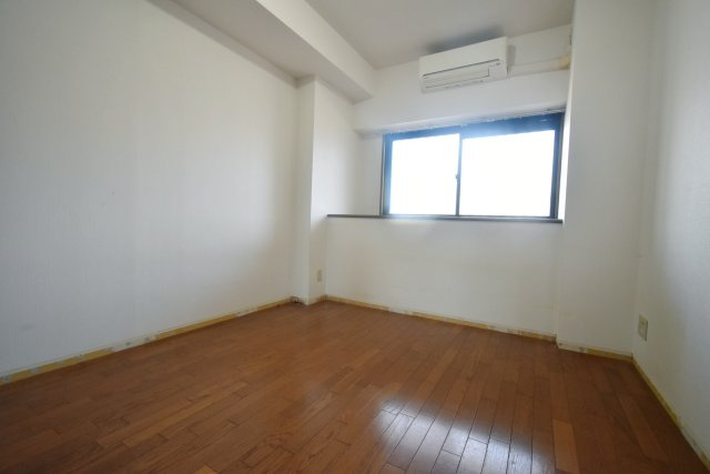 コンフォール武庫川の洋室