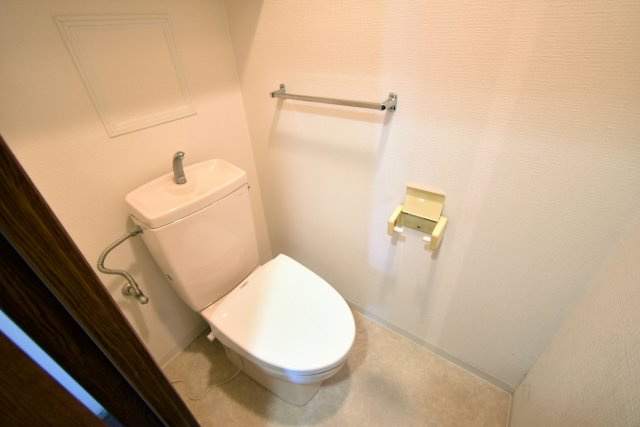 コンフォール武庫川のトイレ