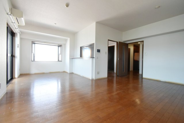 コンフォール武庫川の居間・リビング