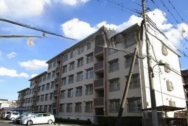 越谷ファミールハイツ参号棟