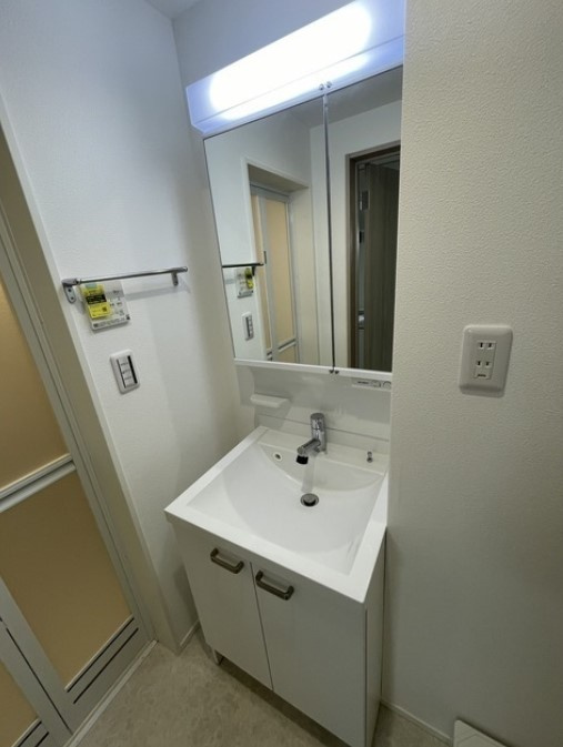 ジュネ北上尾の洗面所