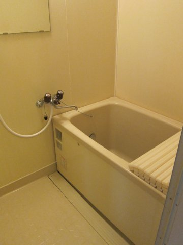 松尾ビルの浴室