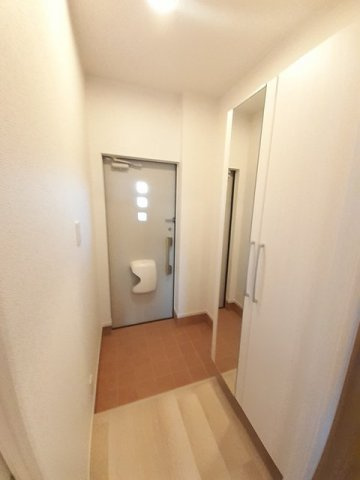 アルコン　シエロの玄関|シューズボックス付きの玄関です☆