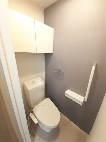 アルコン　シエロのトイレ|嬉しい温水洗浄便座付き♪