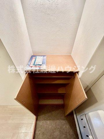 クレアメゾン千里の収納|下駄箱付き