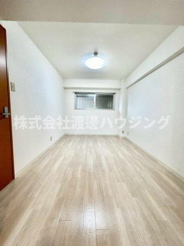 クレアメゾン千里の寝室