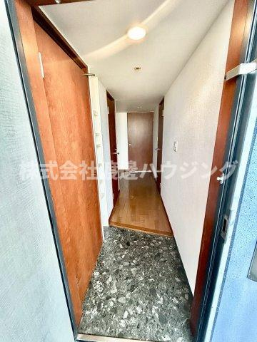 フォレステージュ江坂公園の玄関