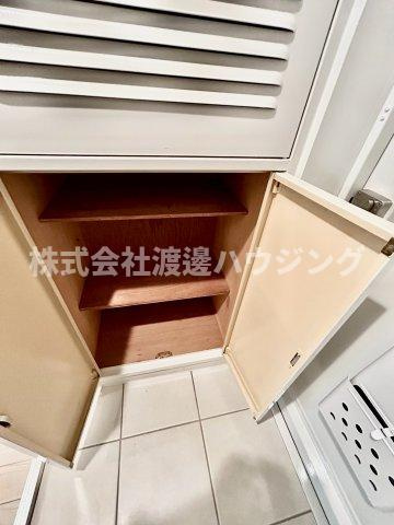 コーポイラスの収納|玄関収納