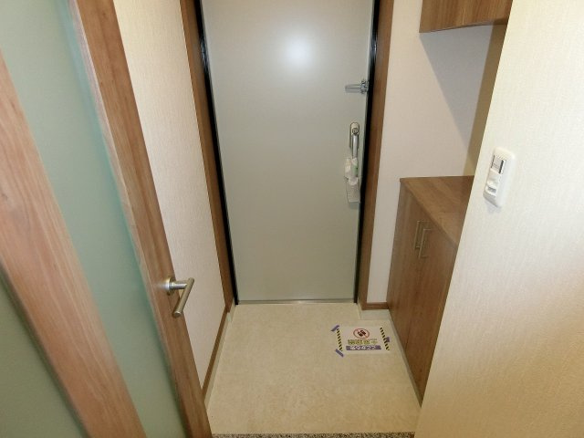 パラディオンⅢの玄関