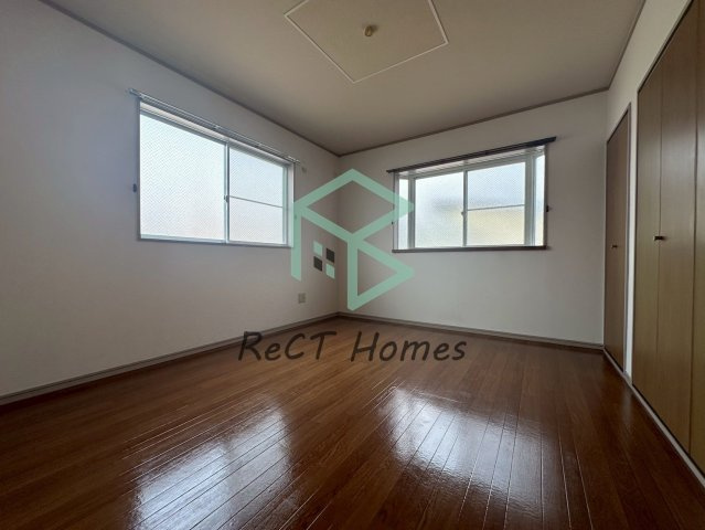 サンローヤルの洋室