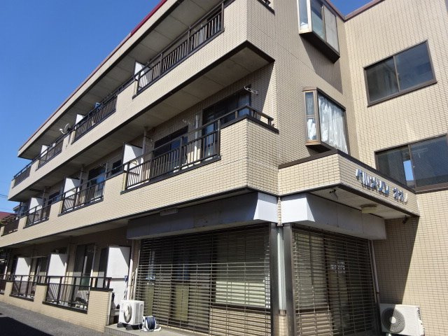 ベルメゾンオオノのエントランス