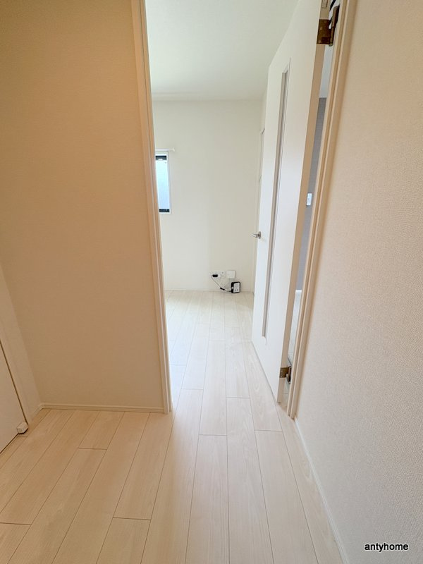 Iris淡路　仲介手数料無料の内装
