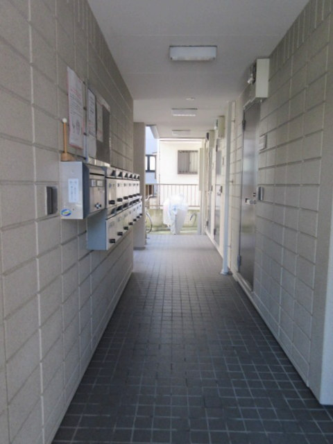 ベルメゾンのロビー|★エントランス内廊下★