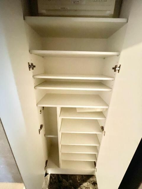 ハーモニーレジデンス東京イーストコア＃００５の玄関