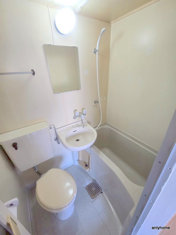 エクセレント上新6の浴室