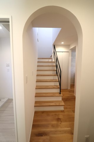 前橋市江木町モデルハウス物件　＃30のその他共用部分|リビング階段