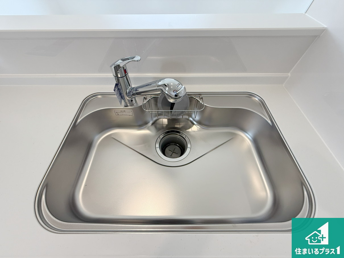 岩出市中島　第２期　新築一戸建ての設備|洗い物も楽にできる、広々シンク！