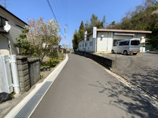 落神町の外観|前面道路含む現地写真