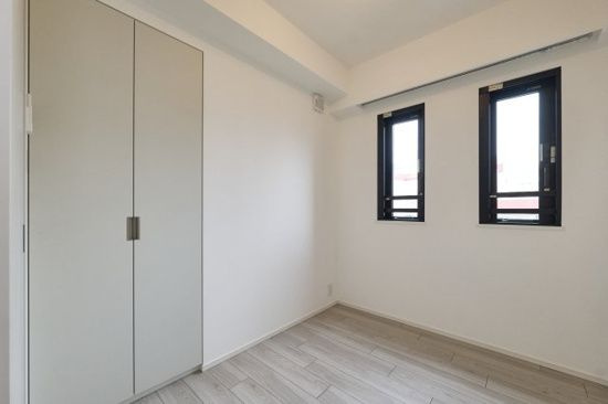 プラウドフラット墨田曳舟ディアージュの収納