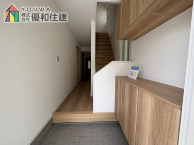 【玄関】 | 神戸市垂水区星陵台５丁目　中古一戸建　