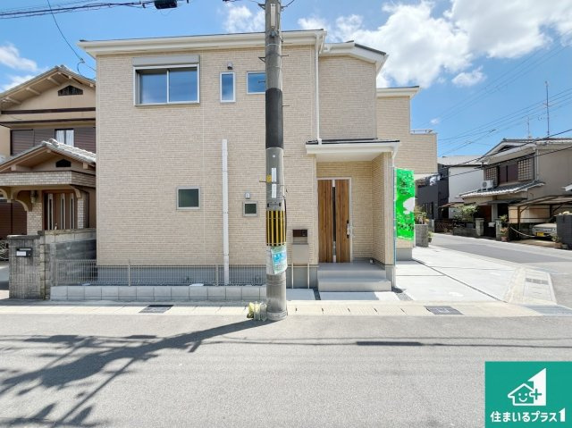 宇治市伊勢田町南遊田　新築一戸建ての外観|安心の10年保証！外観を美しく保ち、雨水で汚れを落とします！気になることがありましたら、お気軽にお問い合わせください！