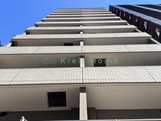 コートラクリア京橋のエントランス