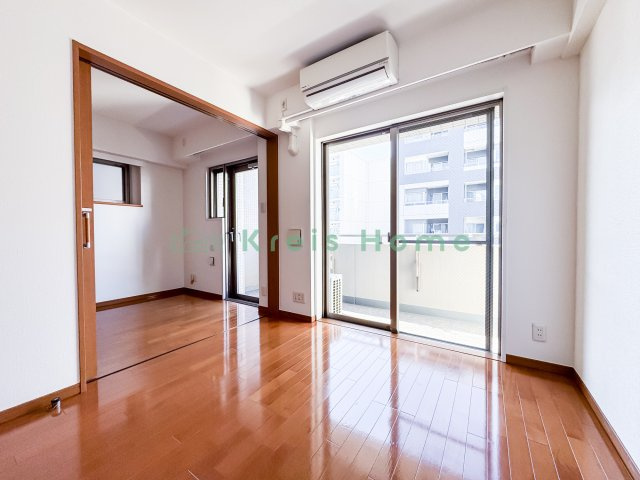 コートラクリア京橋のバルコニー