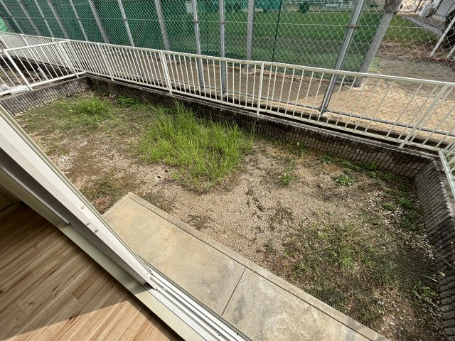 フレグランス川崎の庭