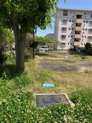 兵庫県公社　川西松ケ丘（１）１号棟のその他共用部分|敷地内のプレイロットです