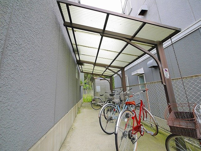 コンフォール六条Aのその他共用部分|駐輪場