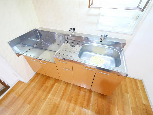 コンフォール六条Aのキッチン