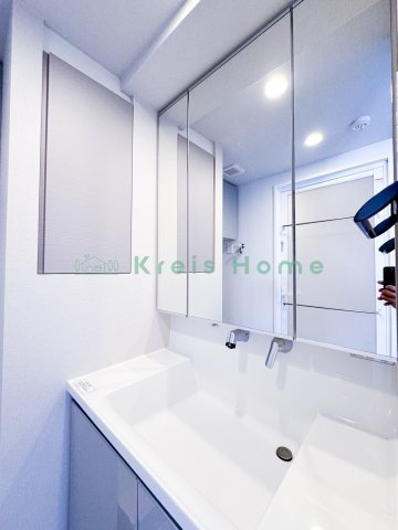 プラウドフラット東日本橋の独立洗面台