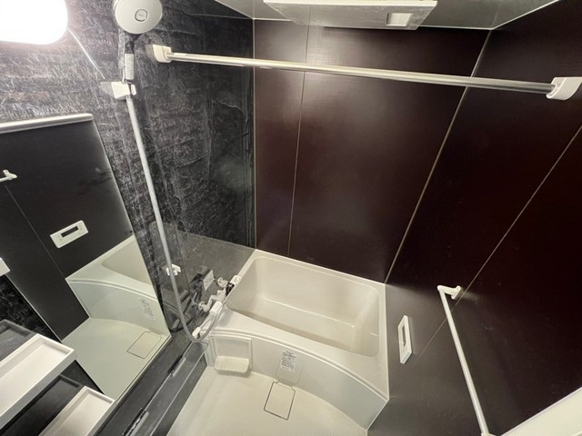 ウェンディ橋本町の浴室|落ち着いた空間のお風呂です