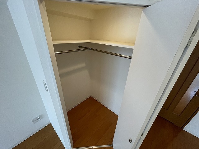 グラビスコート白島の収納