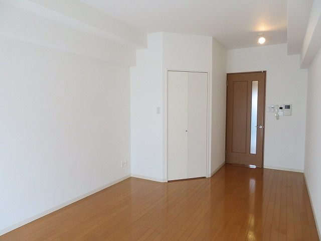 グラビスコート白島の居間・リビング